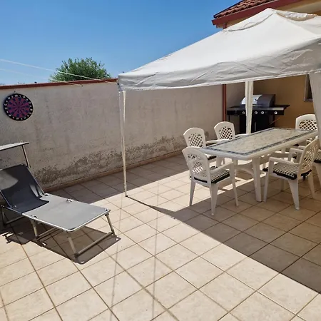 度假居 Noah 圣玛丽亚德尔法加洛