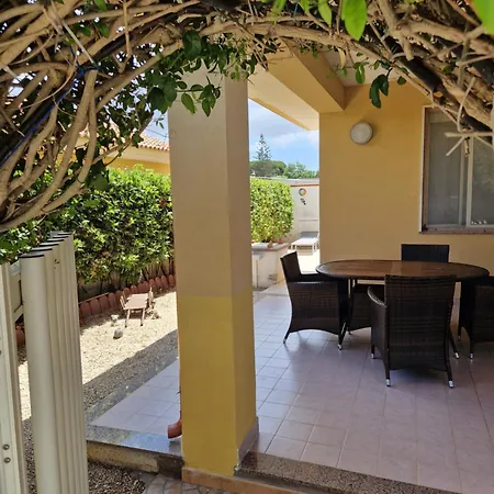 Noah 圣玛丽亚德尔法加洛